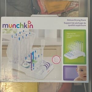 Munchkin Drying Rack with Blue and White Accents